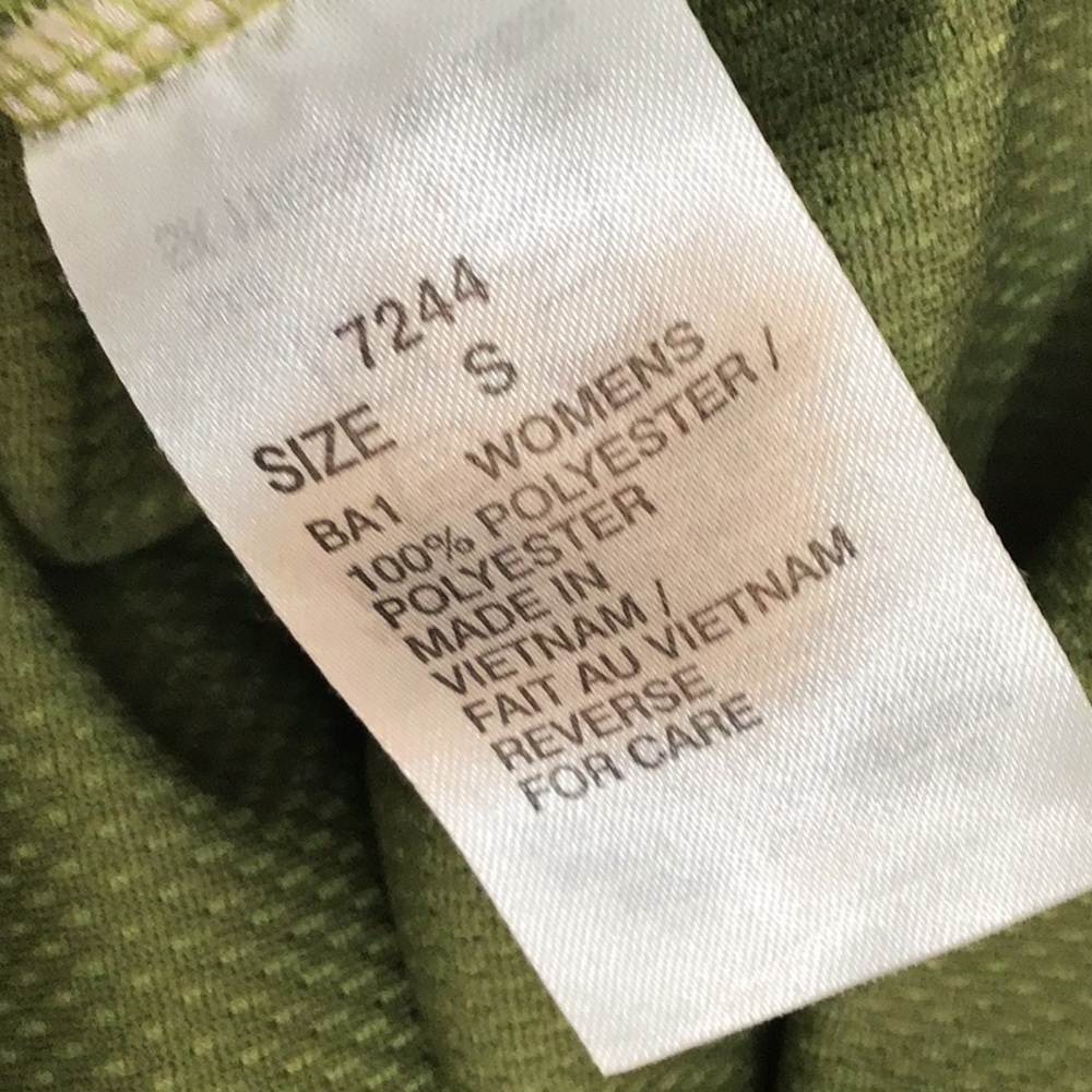 Woolrich women’s green athletic zip neck top S - Picture 9 of 10